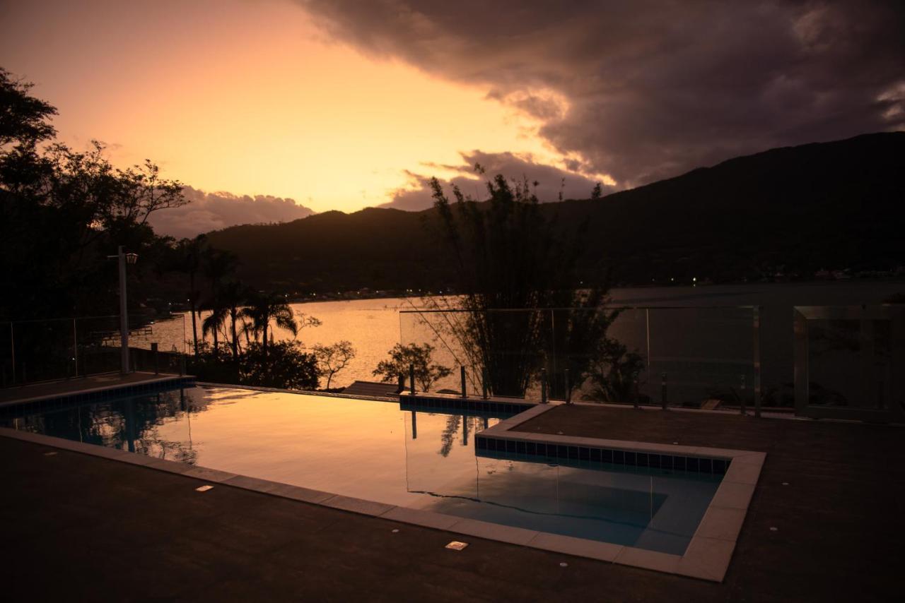 Paraiso Da Enseada De Brito Palhoca Exterior photo